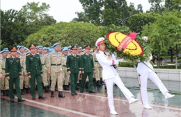 Lực lượng gìn giữ hòa bình Việt Nam báo công dâng Bác