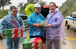 Tình người trên đèo Lò Xo