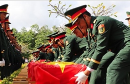 Cần Thơ tổ chức truy điệu, an táng 21 hài cốt liệt sĩ