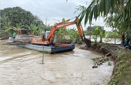 Khắc phục xong đoạn đê bị vỡ ở cồn Sơn, Cần Thơ