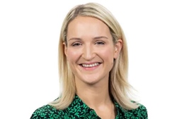 Điện mừng Bộ trưởng Bộ Ngoại giao và Thương mại Ireland