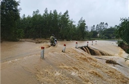 Mưa lũ miền Trung - Tây Nguyên: Còn 26 vị trí trên các tuyến quốc lộ bị ngập lụt, sạt lở