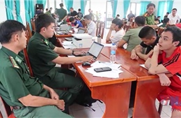 Tiếp nhận 110 công dân Việt Nam do Campuchia trao trả