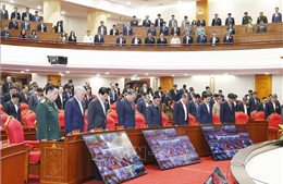 Quốc hội tưởng niệm đồng bào tử vong do thiên tai, bão lũ