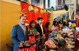 Việt Nam lan tỏa tinh thần thiện nguyện tại Hội chợ Giáng sinh ở Slovakia