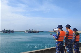 Khánh Hòa: Cấm biển để ứng phó với bão số 15