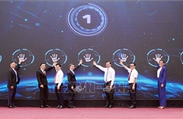 Đoàn kết là sức mạnh - Chung tay chấm dứt dịch bệnh AIDS