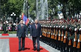 Lễ đón trọng thể Tổng Bí thư Tô Lâm và Phu nhân tại thủ đô Viêng Chăn (Lào)