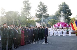 Tổng Bí thư Tô Lâm dâng hương tại các di tích lịch sử tại Cần Thơ