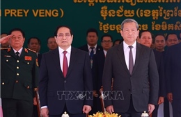 Thủ tướng và Thủ tướng Campuchia Hun Manet dự Lễ khai trương Cặp cửa khẩu quốc tế Tân Nam - Meun Chey