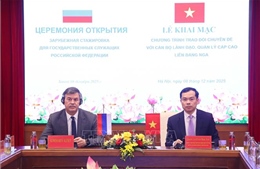 Chương trình trao đổi chuyên đề với công chức cao cấp Liên bang Nga