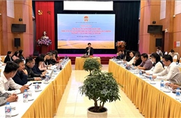 Vận động nông dân tham gia bảo hiểm tự nguyện cần kiên trì, quyết liệt và sáng tạo 