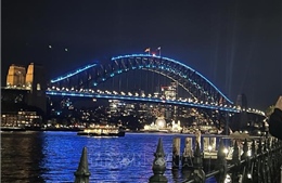Màn 'đại tiệc' ánh sáng đón Năm mới chưa từng có tại Australia