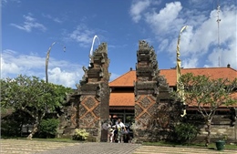 Đảo du lịch nổi tiếng của Indonesia đối mặt nguy cơ do đứt gãy dưới đáy biển