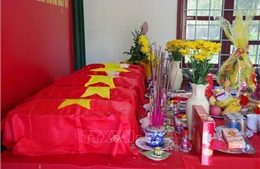 Quy tập các hài cốt liệt sĩ kèm nhiều di vật cùng những dòng chữ đặc biệt ​