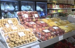 Hàng Việt Nam sẵn sàng cho cao điểm mua sắm Tết tại Pháp