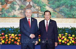 Cuộc gặp giữa Bộ Chính trị Đảng Cộng sản Việt Nam và Ban Thường vụ Trung ương Đảng Nhân dân Campuchia