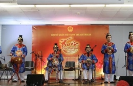 Giữ trọn hồn Tết Việt tại Australia