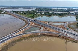 Nghẽn mặt bằng dự án cao tốc, Cần Thơ yêu cầu xử lý trước 15/4