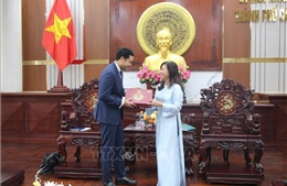 Cần Thơ đẩy mạnh hợp tác giáo dục và y tế với các cơ sở của Pháp