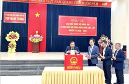 Tưng bừng ngày bầu cử ở vùng 'đất lửa' Quảng Trị