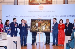 Thủ tướng Phạm Minh Chính gặp gỡ cộng đồng người Việt Nam tại LB Nga