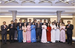 Chủ tịch Quốc hội gặp Hội sinh viên và lưu học sinh tiêu biểu của Việt Nam tại Italy