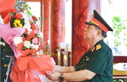 Đại tướng Nguyễn Trọng Nghĩa dâng hương tưởng niệm các liệt sĩ Đặc công Rừng Sác