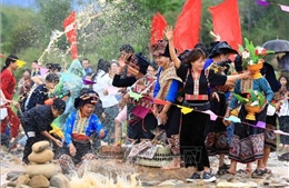 Bảo tồn văn hóa gắn với phát triển du lịch