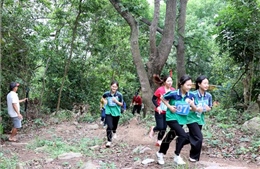 Trên 300 vận động viên tham dự Giải leo núi chinh phục đỉnh Tam Ban