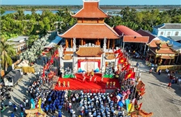 Từ mọi miền Tổ quốc, con cháu Lạc Hồng hướng về nguồn cội