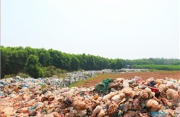 Phản hồi TTXVN: Phương án khắc phục ô nhiễm ở bãi rác tập trung Triệu Phong