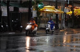 Mưa đầu mùa 'giải nhiệt' Đồng Tháp sau những ngày nắng nóng