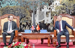 Thúc đẩy hợp tác với Anh trong phát triển thị trường vốn, trung tâm tài chính quốc tế