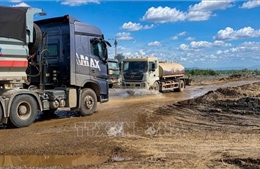Quảng Trị yêu cầu xử lý dứt điểm bụi tại công trường sân bay