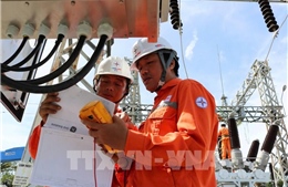 Từ ngọn đèn dầu đến lưới điện thông minh - Bài 1: Một thời điện lưới chập chờn
