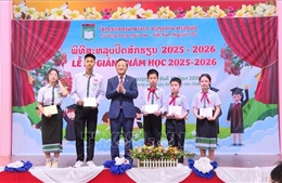 Tôn vinh tiếng Việt: 'Địa chỉ đỏ' giữ gìn và phát triển tiếng Việt tại Lào