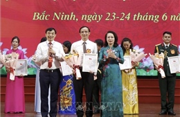 Tạo sự đồng thuận trong nhận thức để thực hiện thắng lợi nghị quyết của Đảng