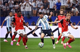 World Cup 2026: Kỷ lục sân cỏ và cơn sốt ngoài đường biên