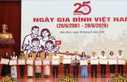 Tuyên dương nhiều tập thể, cá nhân tiêu biểu về công tác gia đình