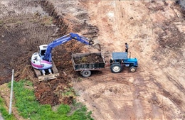 Làm rõ việc khai thác đất trái phép tại dự án cao tốc TP Hồ Chí Minh - Mộc Bài