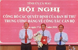 Cà Mau công bố các quyết định về công tác cán bộ