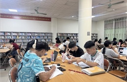 Học sinh vui hè trong 'ngôi nhà tri thức'