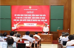 Thường trực Ban Bí thư truyền đạt chuyên đề, bồi dưỡng kiến thức đối với Uỷ viên Trung ương Đảng khoá XIV