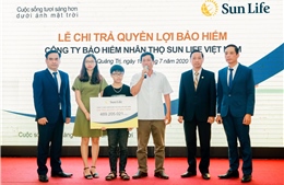 Sun Life Việt Nam chi trả quyền lợi bảo hiểm cho Khách hàng tại Quảng Trị