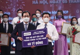 Samsung Việt Nam ủng hộ 56 tỷ đồng chung tay phòng, chống dịch COVID-19