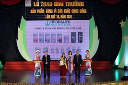 Herbalife Việt Nam nhận Giải thưởng &#39;Sản phẩm vàng vì sức khỏe cộng đồng năm 2021&#39;
