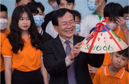 ĐH Phan Châu Trinh hỗ trợ chăm sóc sức khoẻ cho học sinh Trường Hy Vọng