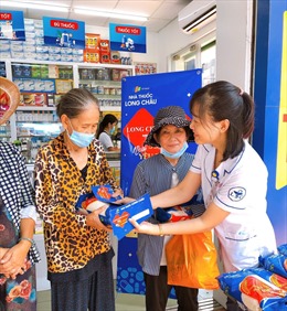 FPT Long Châu tặng miễn phí 200.000 viên thuốc Molnupiravir cho người nghèo