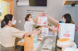 Ra mắt cửa hàng cà phê và bánh phô mai Nhật Bản